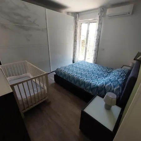Casa Laura Апартаменты Вентимилья